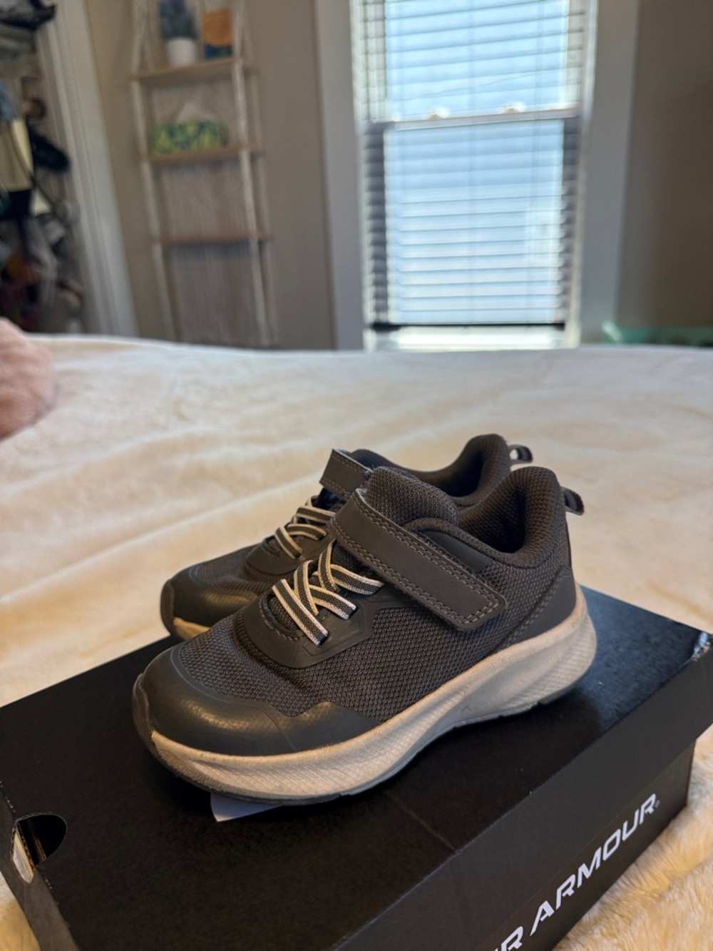 Kids Gray Athletic Shoes - Picture 3 of 8